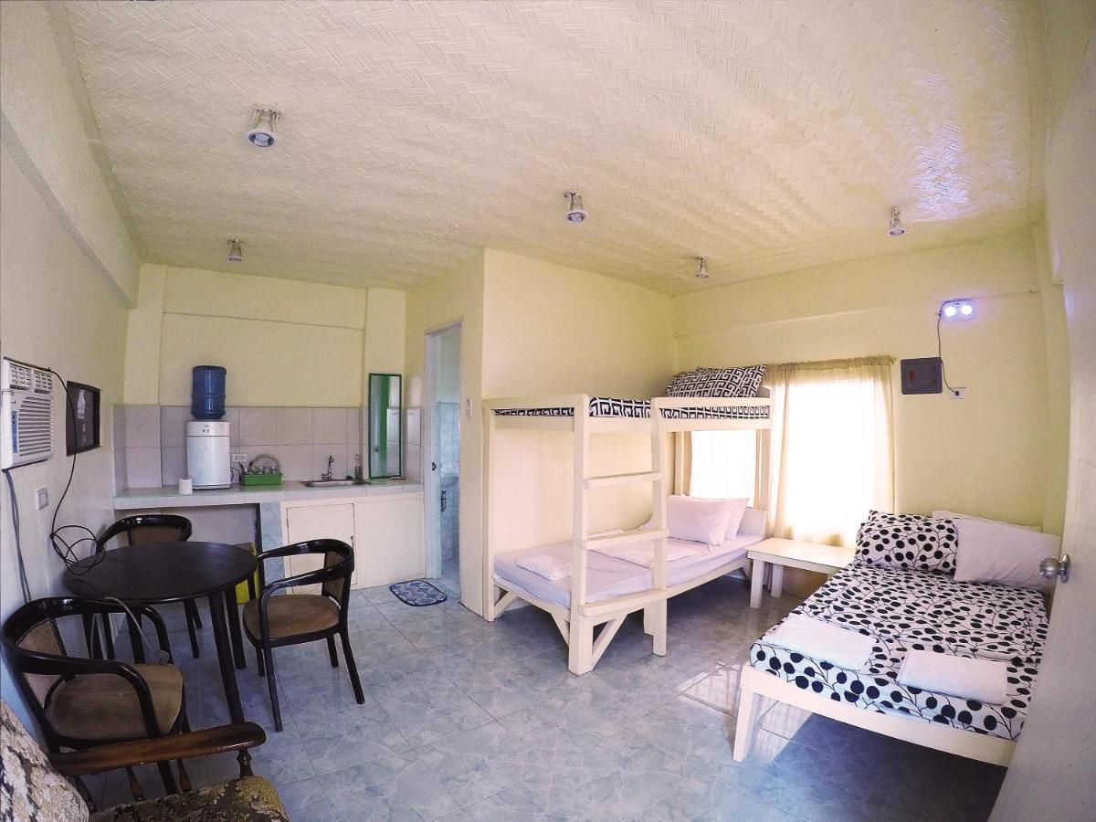 Jmp Hostel Корон Экстерьер фото